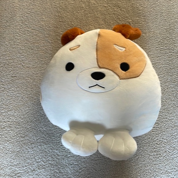 Hardly used dog pillow. Very fluffy and comfortable. - Picture 1 of 2